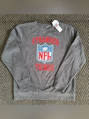 NFL Stranger Things Eleven Graphic Sweatshirt Men’s L NWT